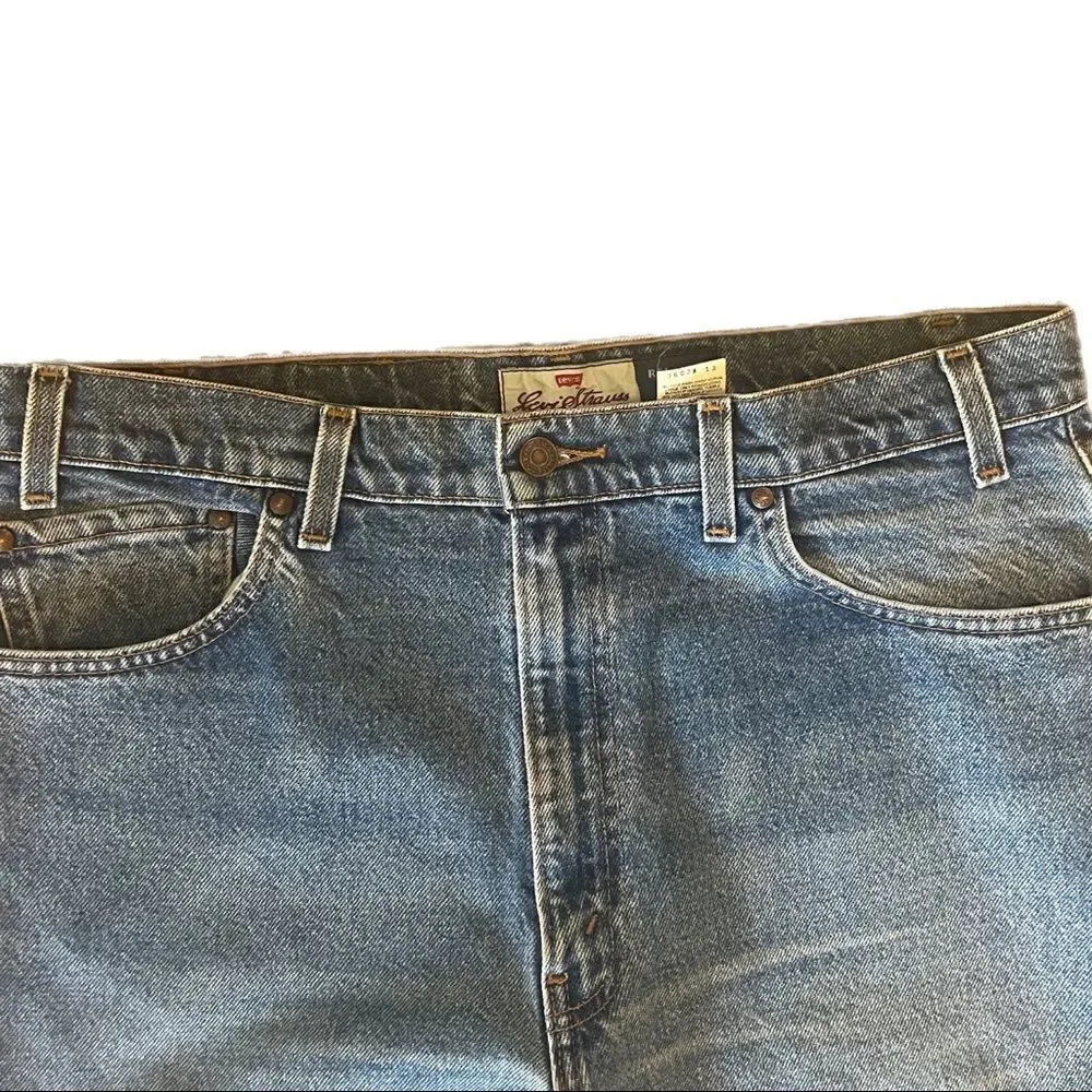 Vintage 90s Levi’s 540 Jeans. Relaxed Fit! Size 36/29   Great Used Condition!!